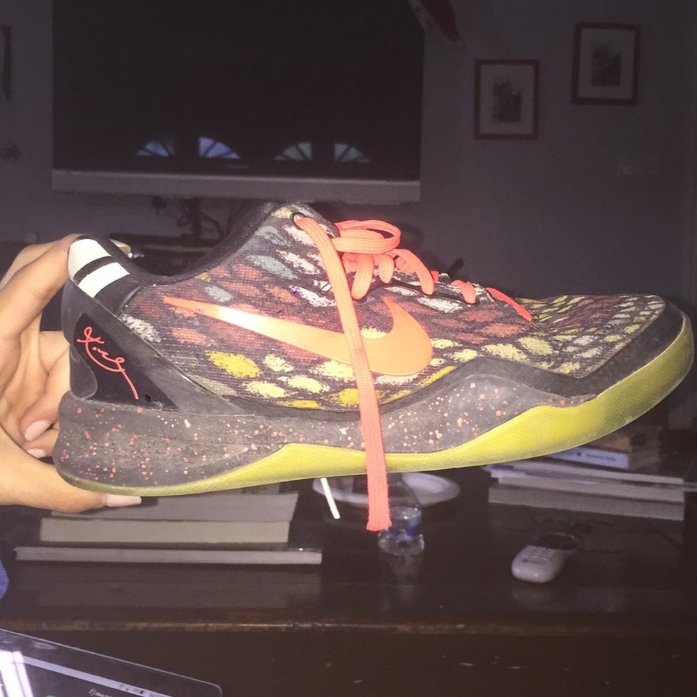 kobe 8 christmas 2012